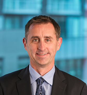 Sandor Sajnovics, commissaire