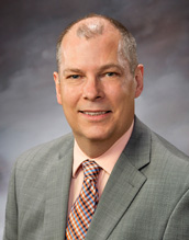 Peter Watson, président et premier dirigeant