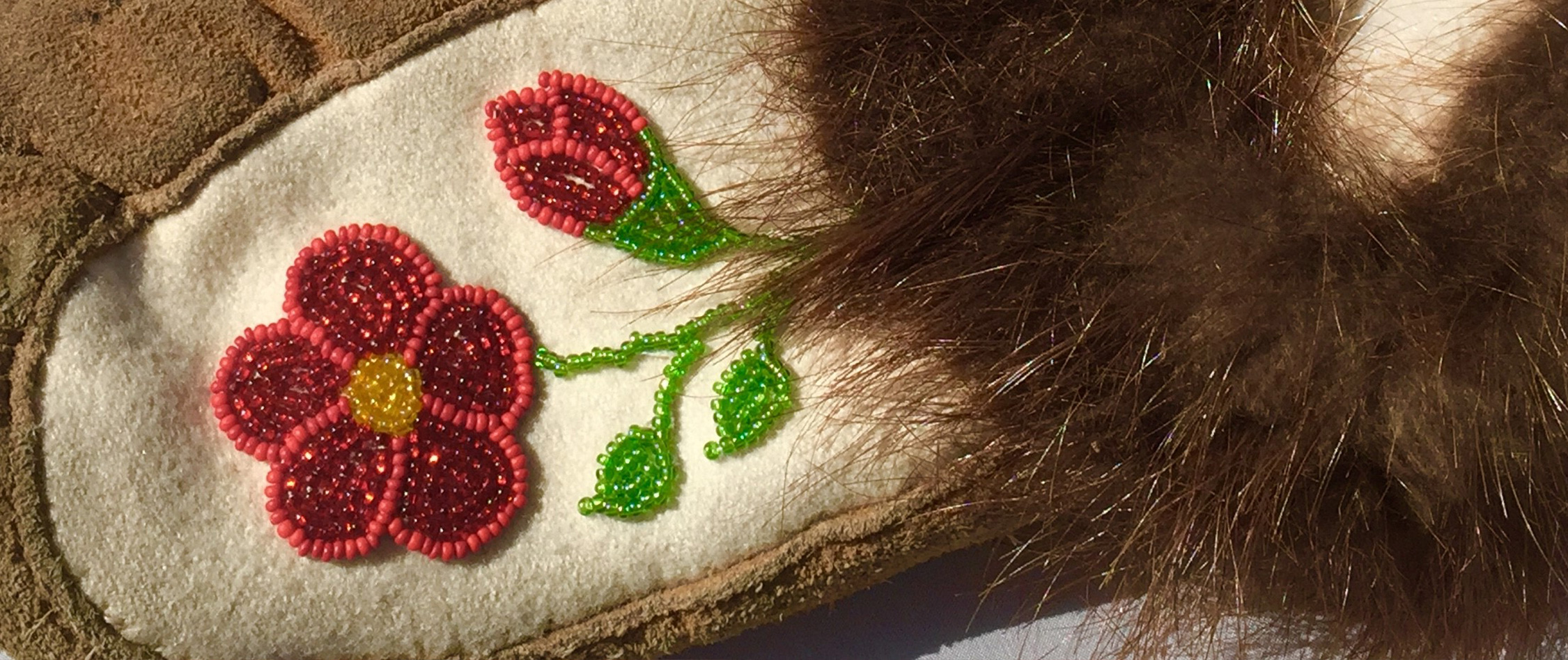Perlage autochtone sur un mocassin