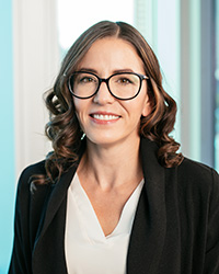 Trena&nbsp;Grimoldby, commissaire