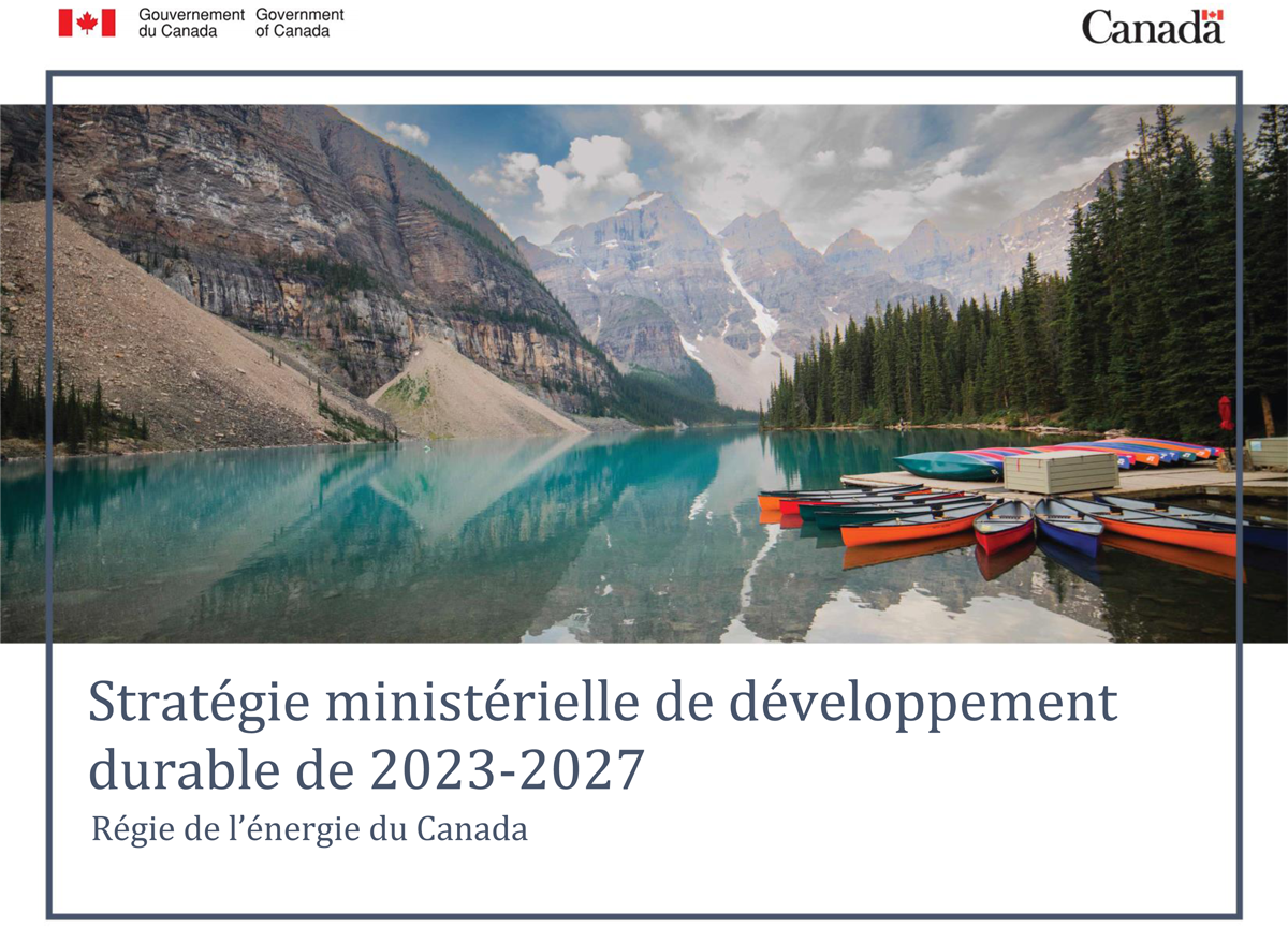 Bannière mountrant des montagnes, la forêt et un lac