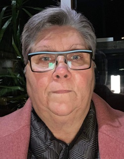Carole Léger-Kubeczek; Socio-economic Specialist, Engagement and Coordinator of the Land Matters Group